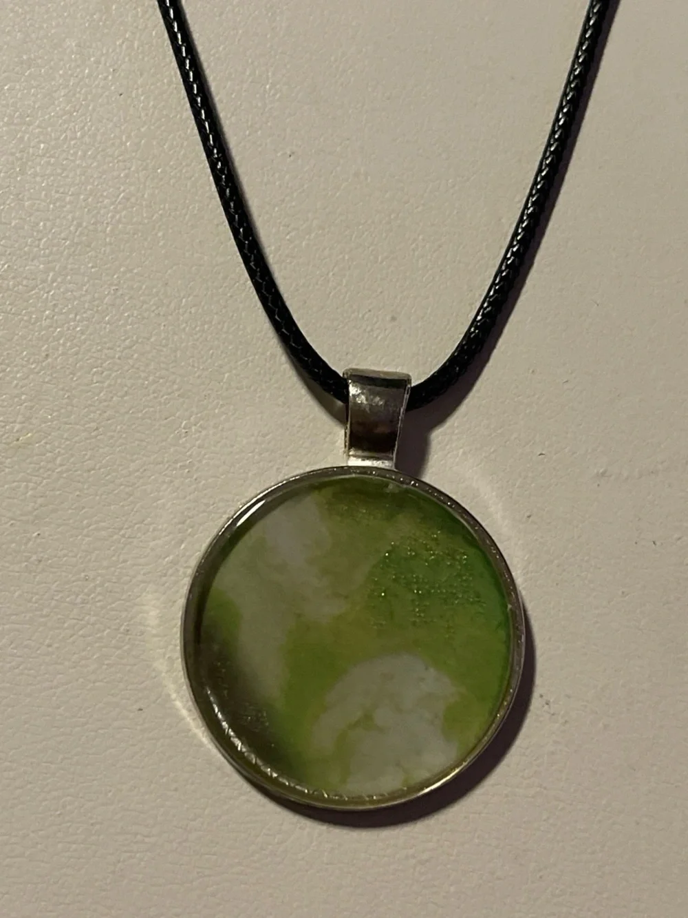 Handmade Green Resin Round Pendant Necklace